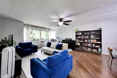 425 Home Avenue #3G, Oak Park, IL 60302 - Photo 4