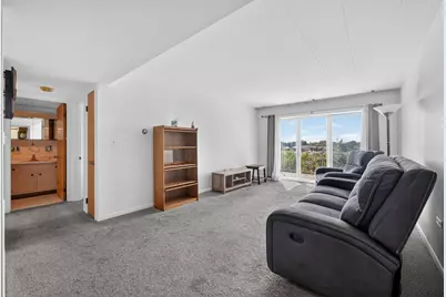 2900 Maple Avenue #14E, Downers Grove, IL 60515 - Photo 6