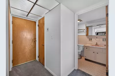 2900 Maple Avenue #14E, Downers Grove, IL 60515 - Photo 4