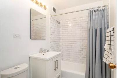1516 Hinman Avenue #810, Evanston, IL 60201 - Photo 14