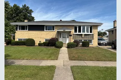 565 Arlene Drive, Wood Dale, IL 60191 - Photo 1