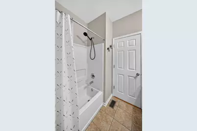 840 Verdi Court, Woodstock, IL 60098 - Photo 28