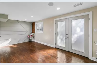 6853 S Langley Avenue, Chicago, IL 60637 - Photo 12