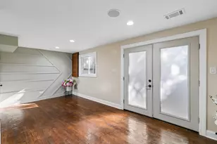 6853 S Langley Ave, Chicago, IL 60637 - Photo 12