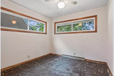 1114 S 5th Street, Dekalb, IL 60115 - Photo 10