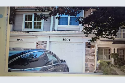 8904 W Heathwood Circle #8904, Niles, IL 60714 - Photo 2