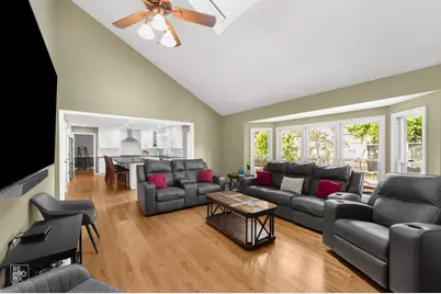 3207 Barnes Lane, Naperville, IL 60564 - Photo 6