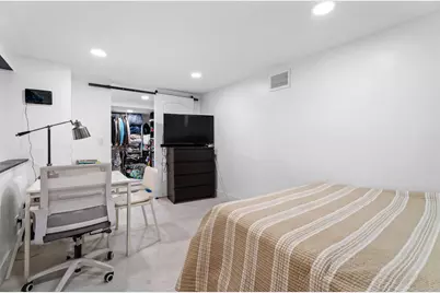 40 N Tower Road #1E, Oak Brook, IL 60523 - Photo 14