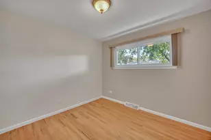 1101 Anthony Rd, Wheeling, IL 60090 - Photo 10