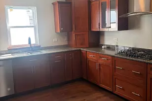 10017 Menard Ave, Oak Lawn, IL 60453 - Photo 8