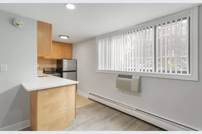 6758 N Sheridan Avenue #101, Chicago, IL 60626 - Photo 4