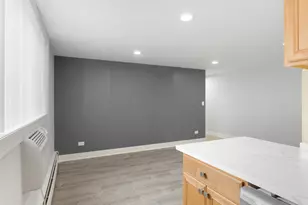 6758 N Sheridan Ave, Chicago, IL 60626 - Photo 6