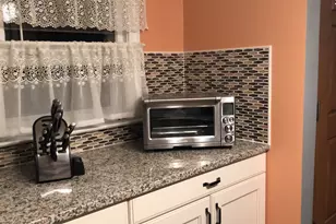 109 N Laverne Ave, Hillside, IL 60162 - Photo 8