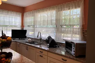 109 N Laverne Ave, Hillside, IL 60162 - Photo 4