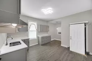 7304 S Peoria St, Chicago, IL 60621 - Photo 8