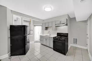 7304 S Peoria St, Chicago, IL 60621 - Photo 24