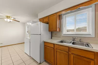 4653 W 95th Street #0, Oak Lawn, IL 60453 - Photo 8