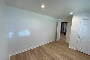 1429 Ambassador Ln, Ford Heights, IL 60411 - Photo 14