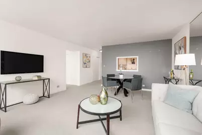 3600 N Lake Shore Drive #2220, Chicago, IL 60613 - Photo 8