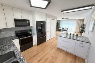 5322 W Windsor Ave, Chicago, IL 60630 - Photo 10