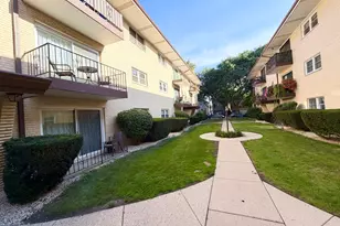 5322 W Windsor Ave, Chicago, IL 60630 - Photo 1