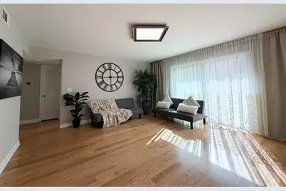 5322 W Windsor Avenue #2C, Chicago, IL 60630 - Photo 4