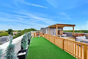 3024 W Irving Park Rd, Chicago, IL 60618 - Photo 28