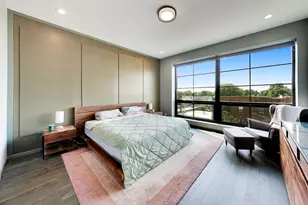 3024 W Irving Park Rd, Chicago, IL 60618 - Photo 14