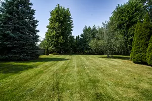 9708 S 81st Ave, Palos Hills, IL 60465 - Photo 16