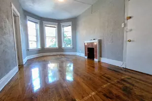 3516 N Broadway St, Chicago, IL 60657 - Photo 2