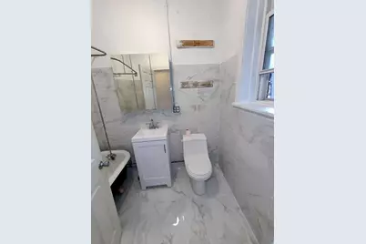 3516 N Broadway Street #2, Chicago, IL 60657 - Photo 12
