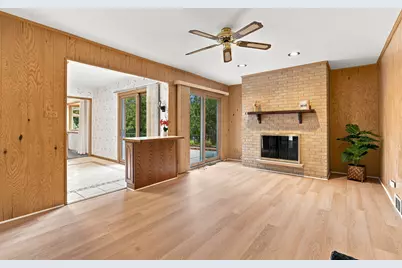 1610 E Dogwood Lane, Mount Prospect, IL 60056 - Photo 14