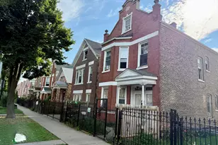 2722 S Homan Ave, Chicago, IL 60623 - Photo 2