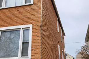 8233 S Escanaba Ave, Chicago, IL 60617 - Photo 2