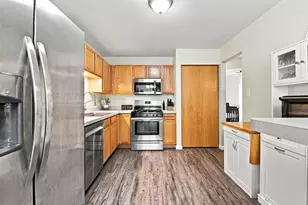 543 Silver Leaf Dr, Joliet, IL 60431 - Photo 4