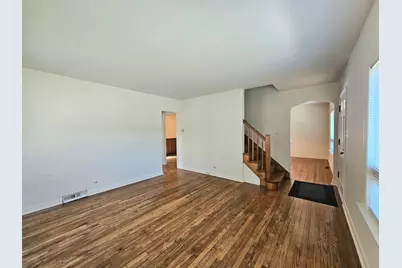 1014 S Summit Avenue, Villa Park, IL 60181 - Photo 6