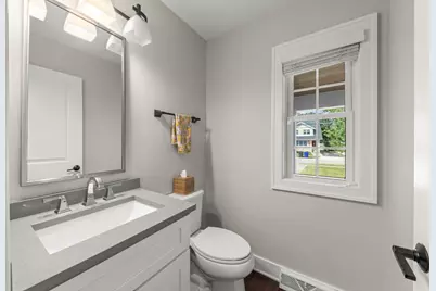 645 Hill Avenue, Glen Ellyn, IL 60137 - Photo 14
