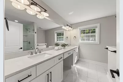 645 Hill Avenue, Glen Ellyn, IL 60137 - Photo 18