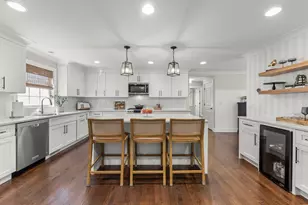 645 Hill Ave, Glen Ellyn, IL 60137 - Photo 10