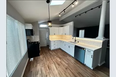 17933 Kedzie Avenue, Hazel Crest, IL 60429 - Photo 12