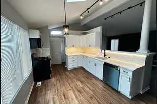 17933 Kedzie Ave, Hazel Crest, IL 60429 - Photo 12