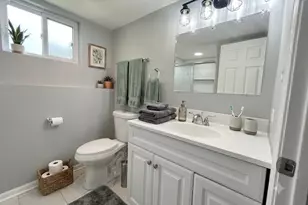 17933 Kedzie Ave, Hazel Crest, IL 60429 - Photo 24