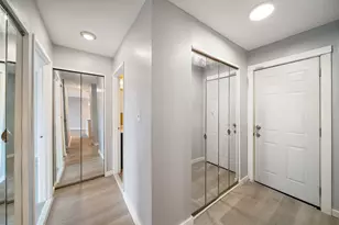 7854 S South Shore Dr, Chicago, IL 60649 - Photo 12