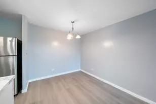 7854 S South Shore Dr, Chicago, IL 60649 - Photo 8