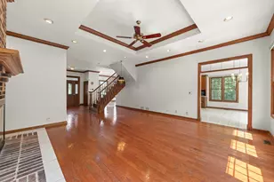 1524 Lloyd Ct, Wheaton, IL 60189 - Photo 6