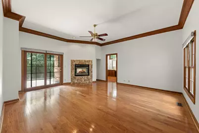 1524 Lloyd Court, Wheaton, IL 60189 - Photo 10