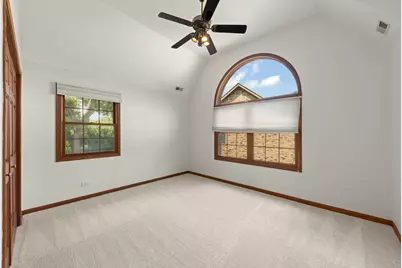 1524 Lloyd Court, Wheaton, IL 60189 - Photo 16