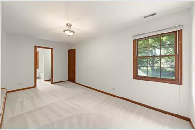 1524 Lloyd Court, Wheaton, IL 60189 - Photo 18