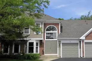 1864 Fox Run Dr, Elk Grove Village, IL 60007 - Photo 1