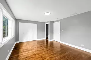 1734 W Rampart Rd, Addison, IL 60101 - Photo 12